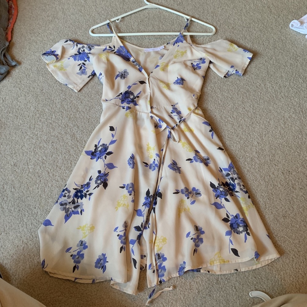 Anthropologie Floral pattern dress